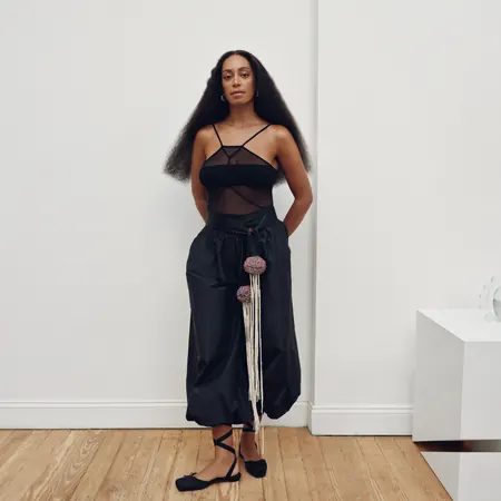 Headshot of Solange Knowles