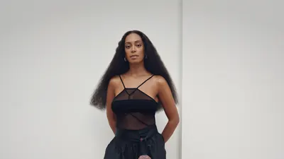 Solange Knowles background frame